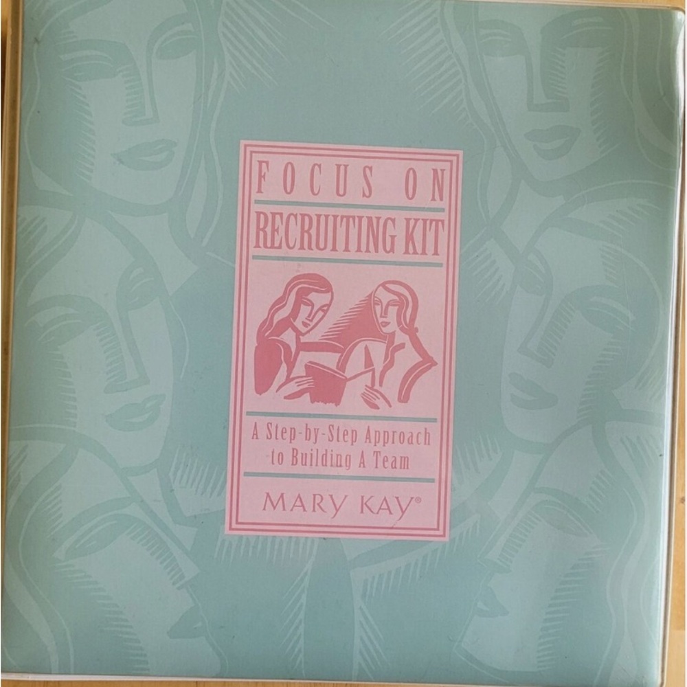 Mary Kay Focus on Recruiting Kit